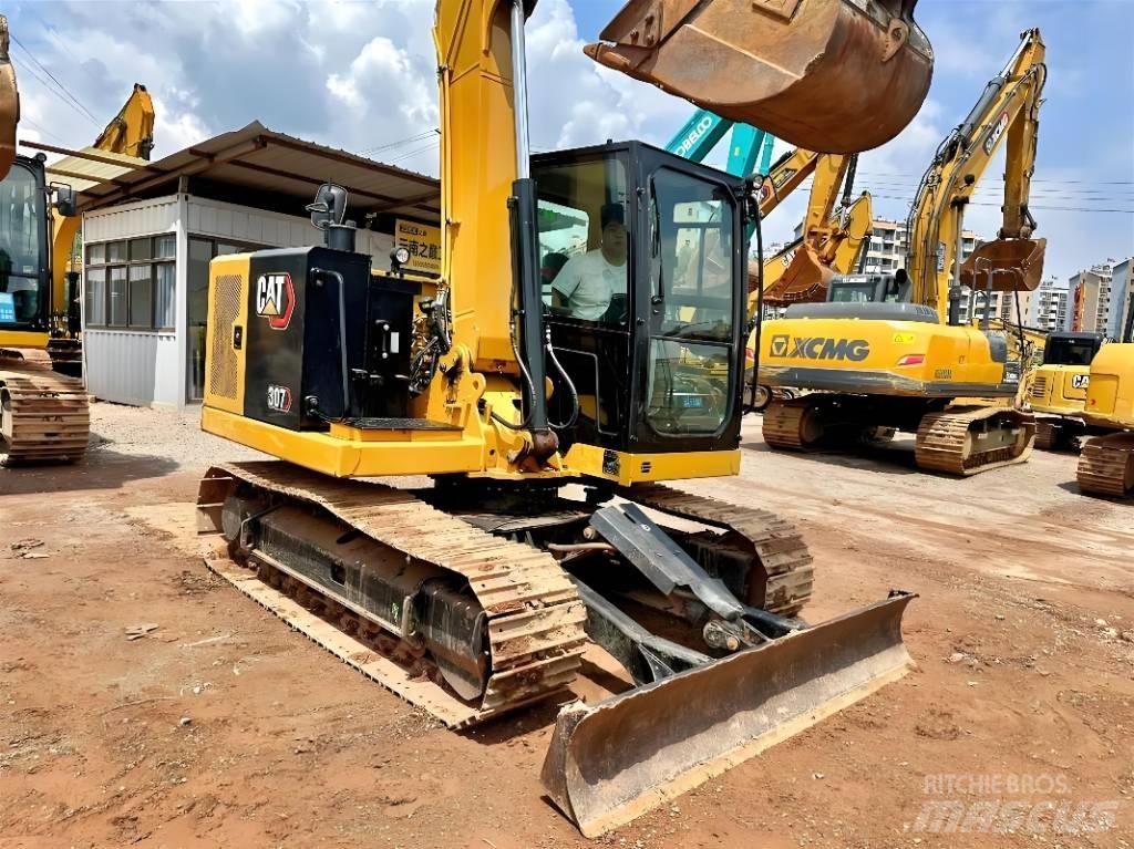 CAT 307 Mini rýpadlá < 7t