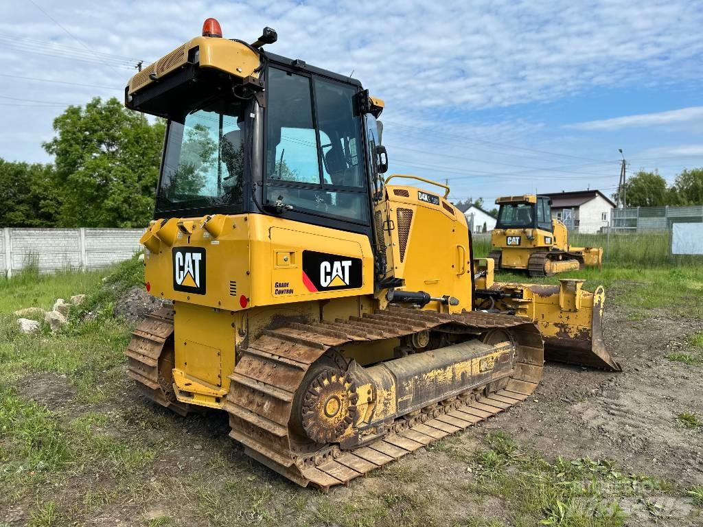 CAT D 4 K 2 LGP Pásové dozéry