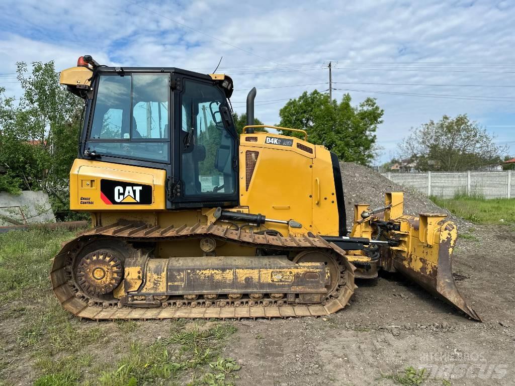 CAT D 4 K 2 LGP Pásové dozéry