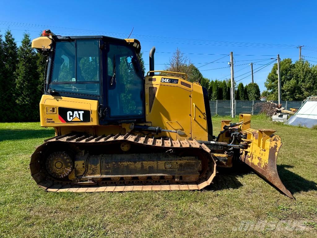 CAT D 4 K 2 LGP Pásové dozéry