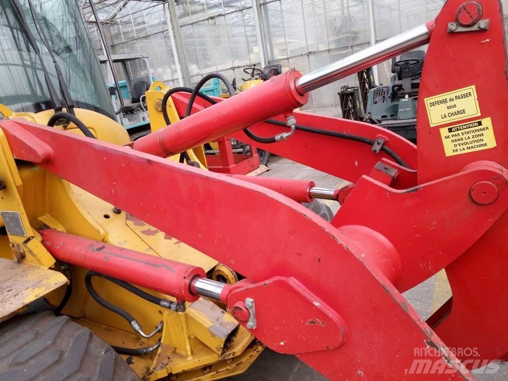Volvo L30 Kolesové nakladače