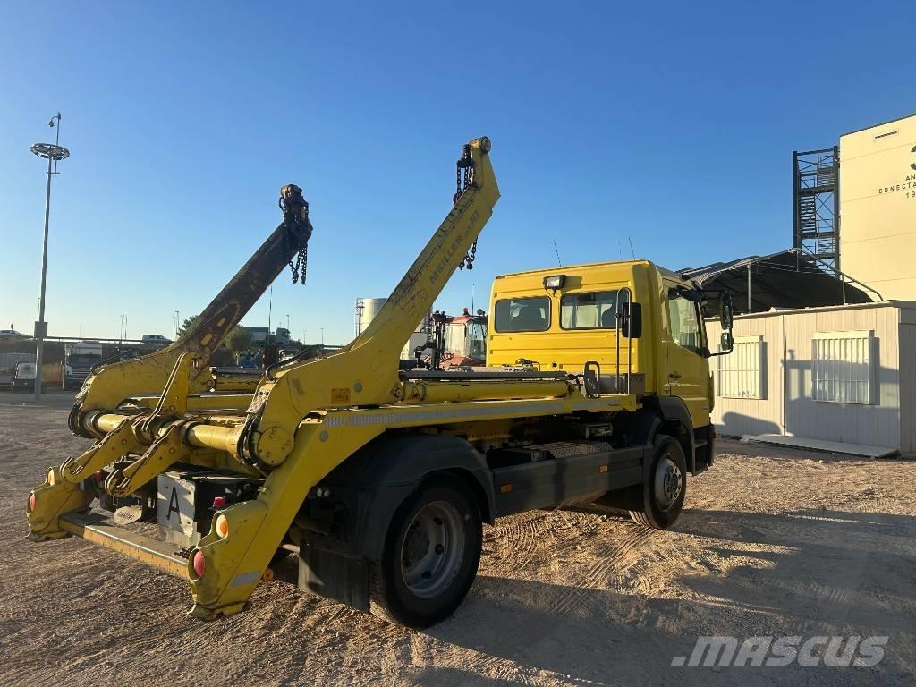 Mercedes-Benz 1530 Skladové kontajnery