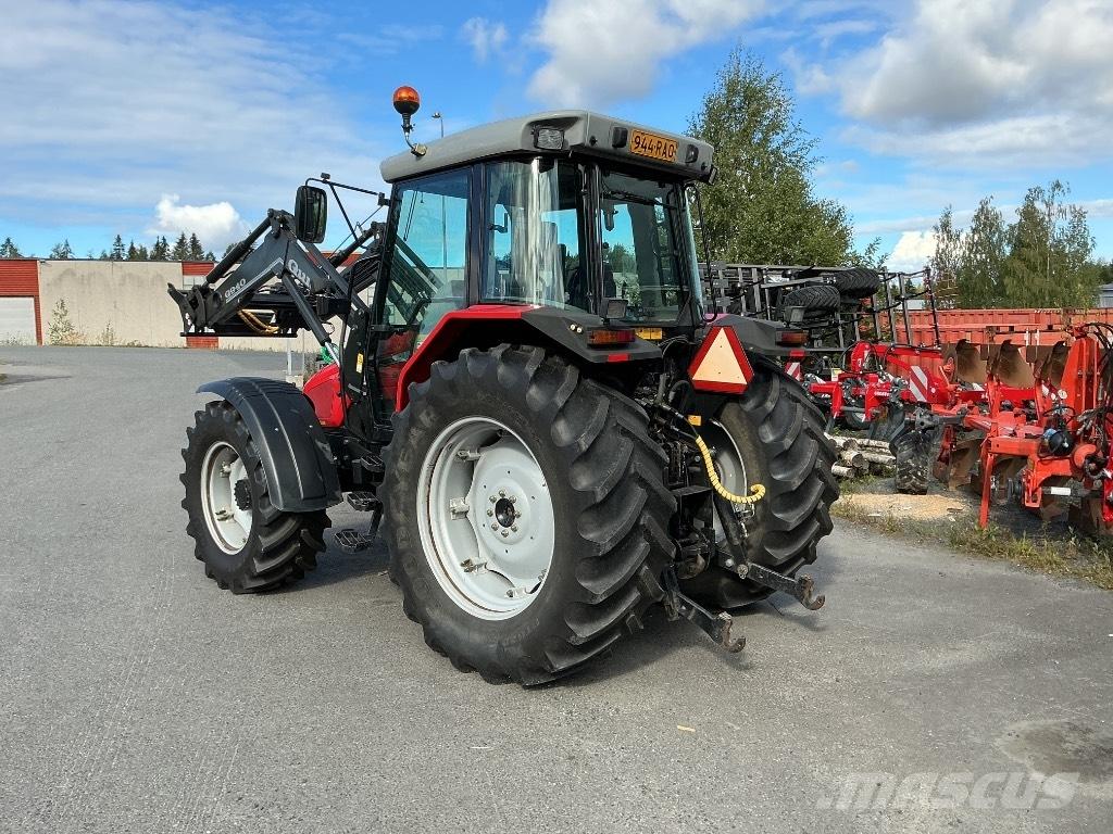 Massey Ferguson 6255 Traktory