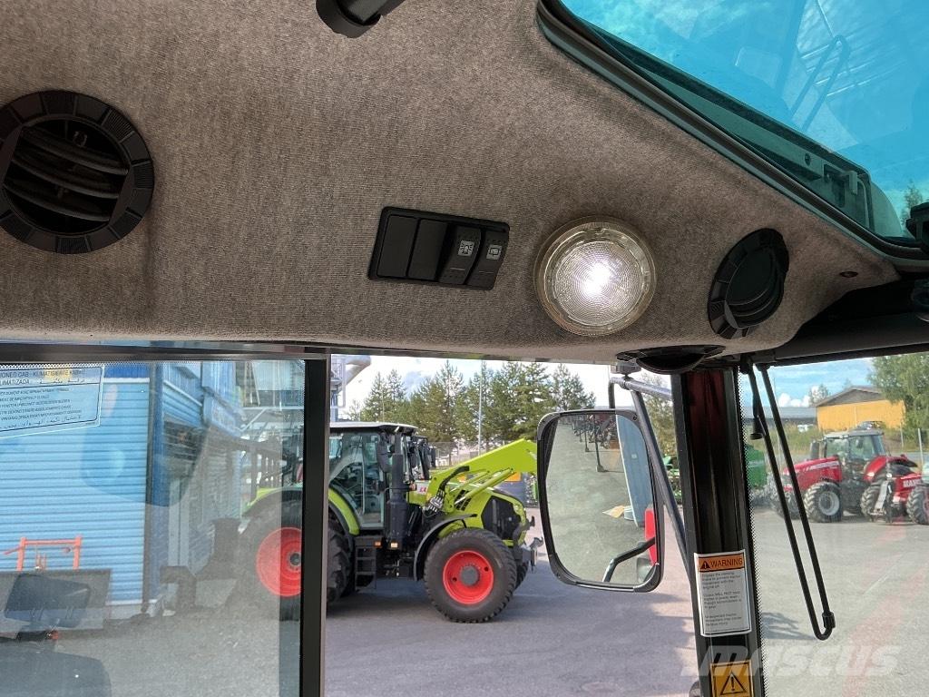 Massey Ferguson 6255 Traktory