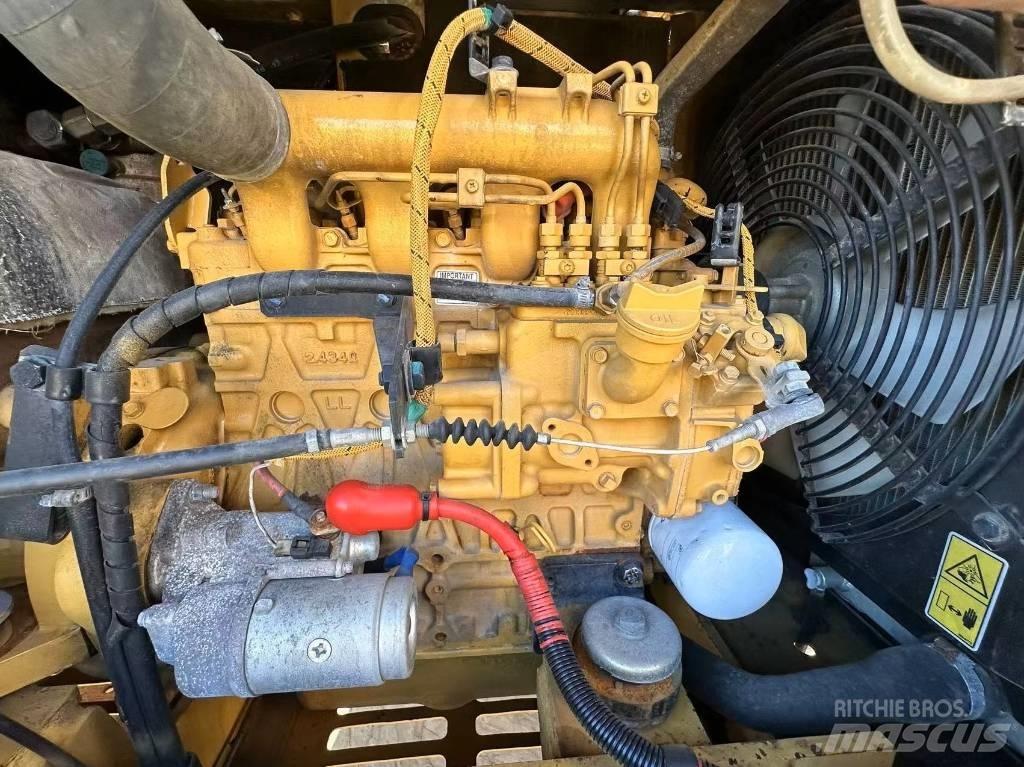 CAT 305.5 Mini rýpadlá < 7t