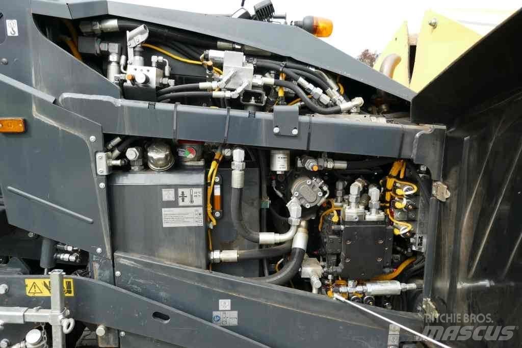 Bomag BF 200 C-2 Malé asfaltovacie stroje