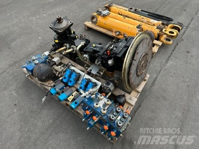 Liebherr L 538 Hydraulika