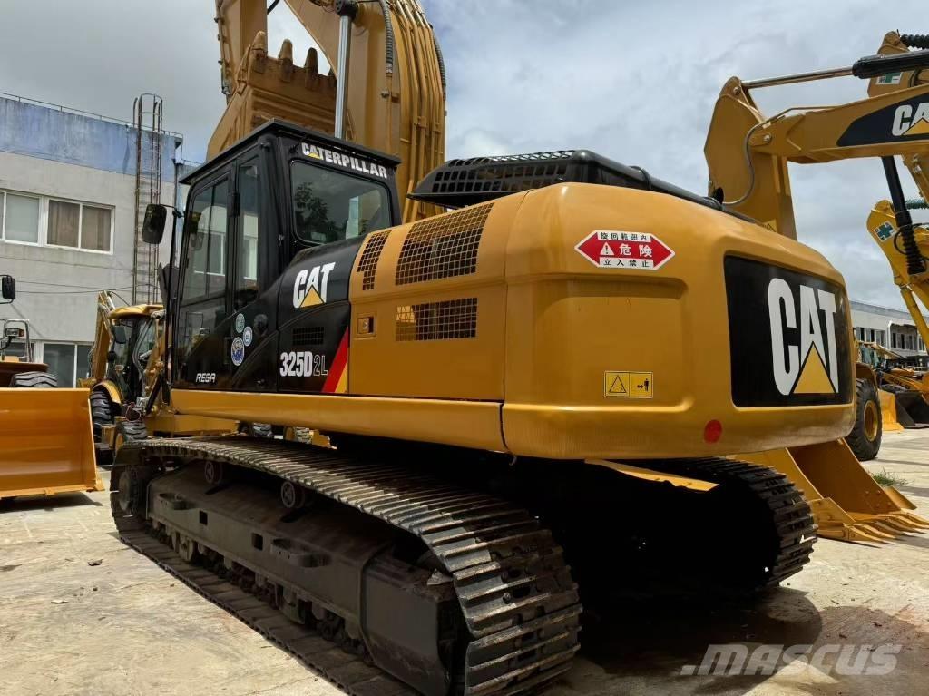 CAT 325 D L Pásové rýpadlá