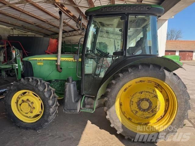 John Deere 5415 Traktory