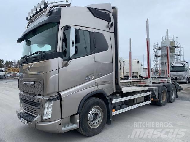 Volvo FH 750 Nákladné vozidlá na prepravu dreva
