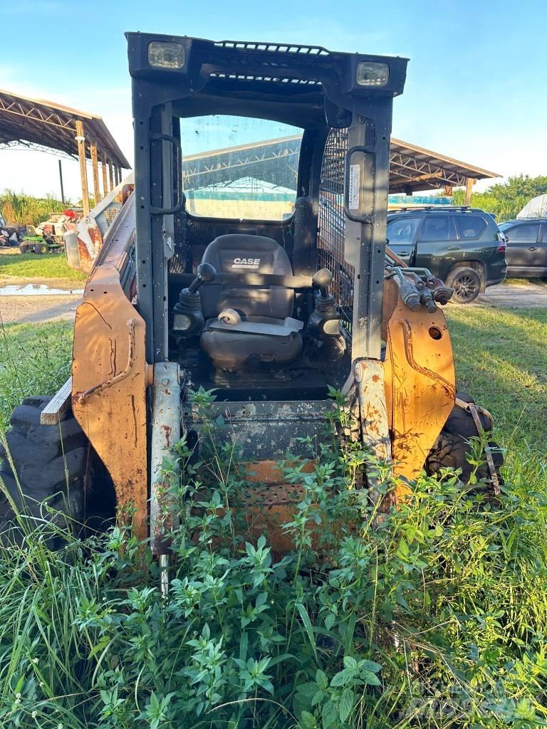 CASE SR 250 Šmykom riadené nakladače