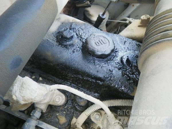 Hitachi EX120-5 Pásové rýpadlá