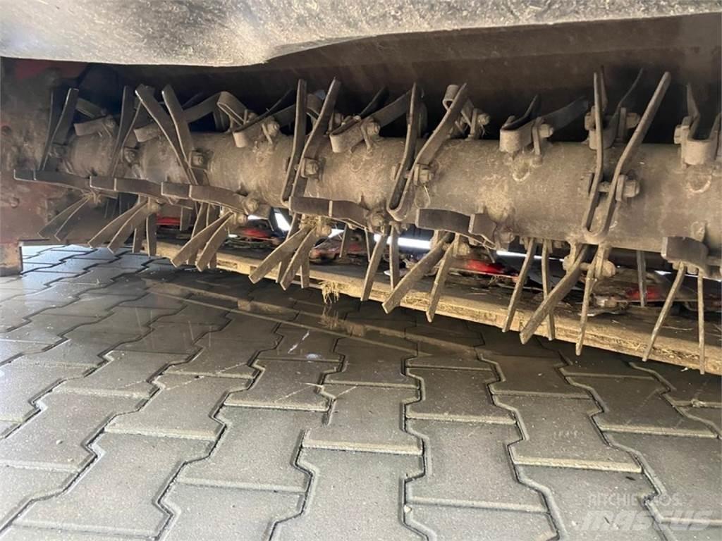 Vicon EXTRA732FT Žacie stroje