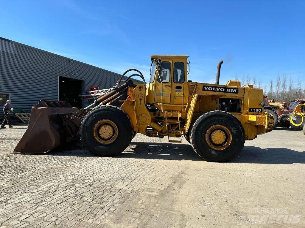 Volvo L160 Kolesové nakladače