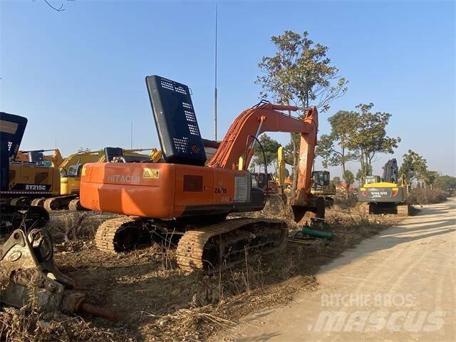 Hitachi ZX 240 Pásové rýpadlá