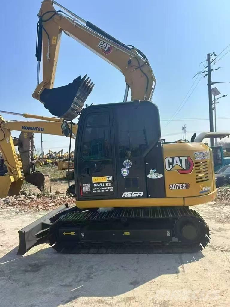CAT 307E2 Pásové rýpadlá