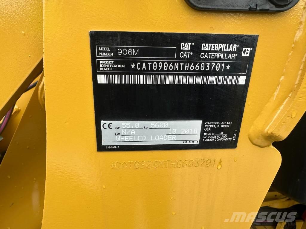 CAT 906 M Kolesové nakladače