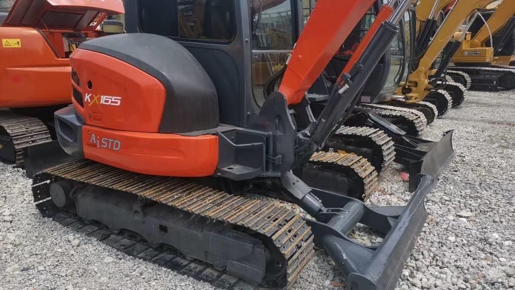 Kubota KX 165 Pásové rýpadlá
