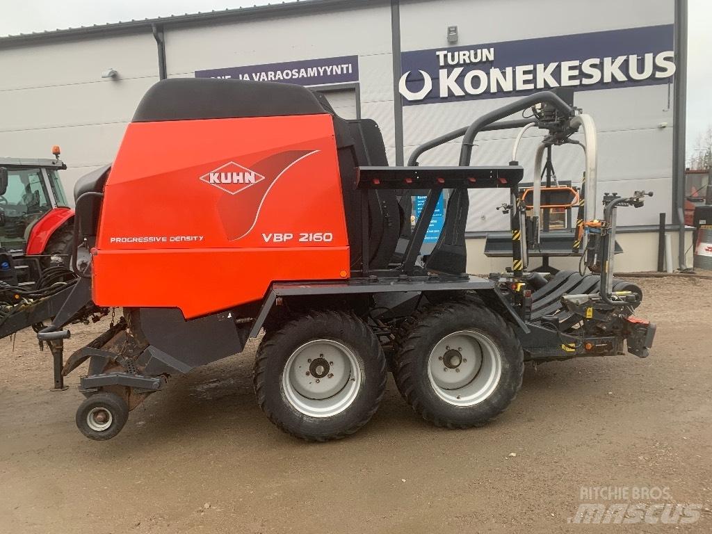 Kuhn VBP 2160 Lisy na okrúhle balíky