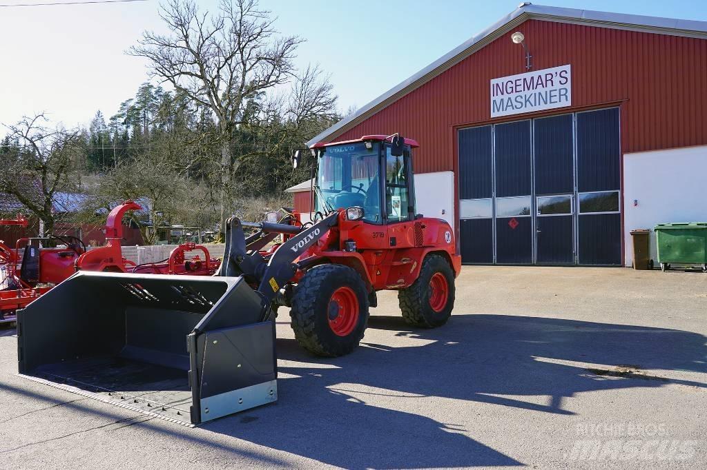 Volvo L 35 G Kolesové nakladače