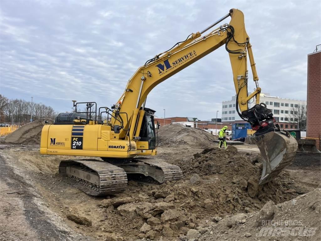 Komatsu PC210LC-11 Pásové rýpadlá