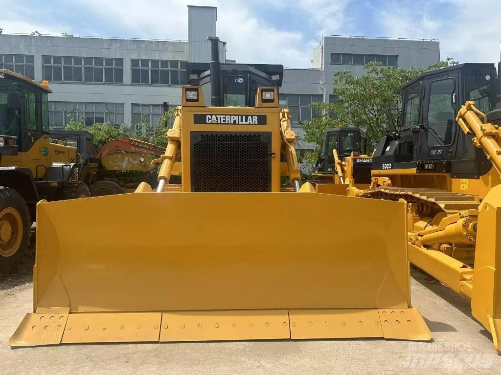 CAT D 8 R Pásové dozéry