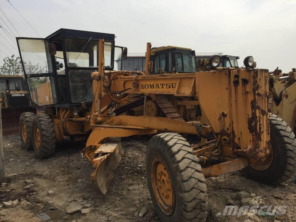 Komatsu GD 511 A Grejdery