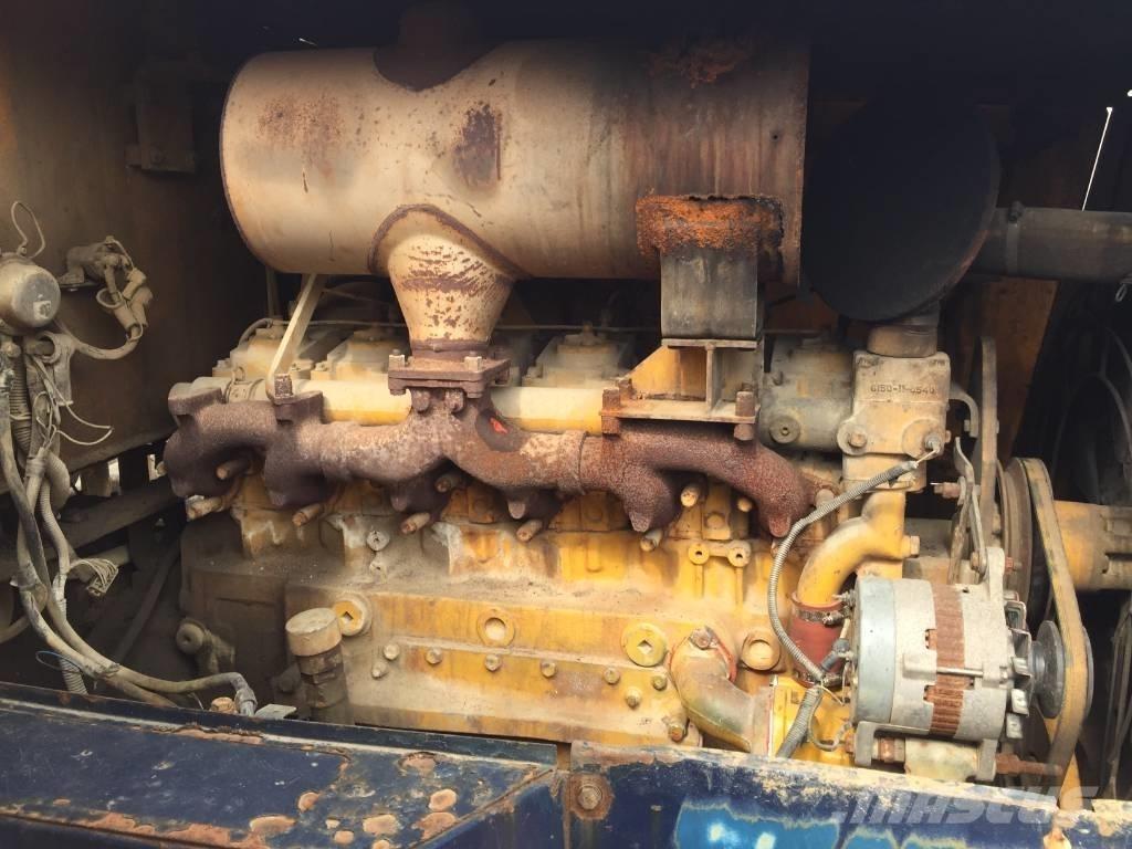 Komatsu GD 511 A Grejdery