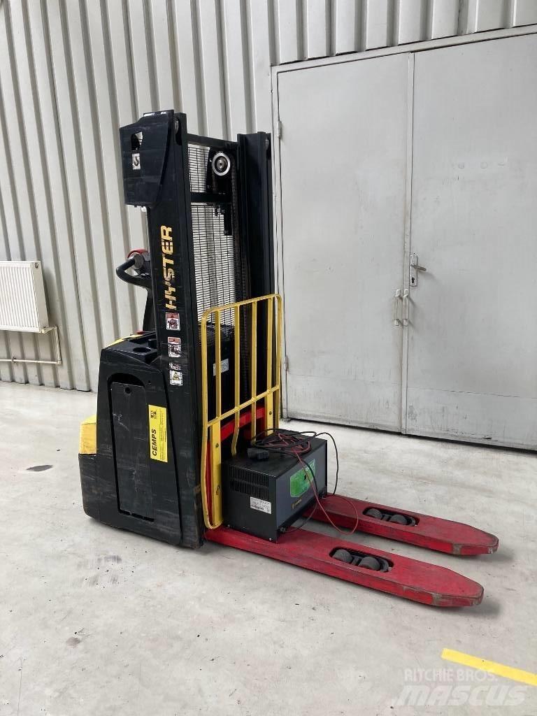 Hyster S 1.2 Ručne vedené vysokozdvižné vozíky