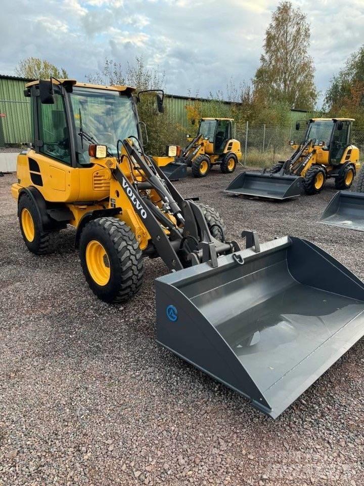 Volvo L 25 F Kolesové nakladače