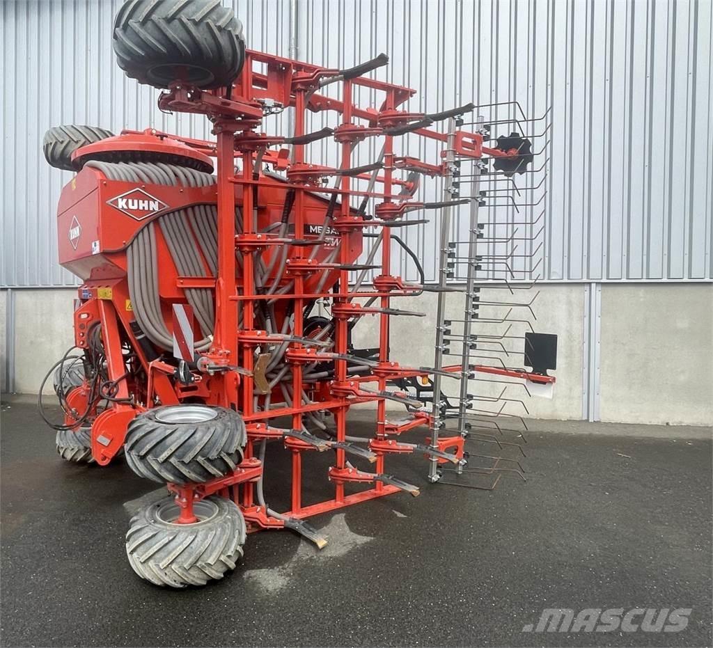 Kuhn Megant 602 R Mechanické sejačky