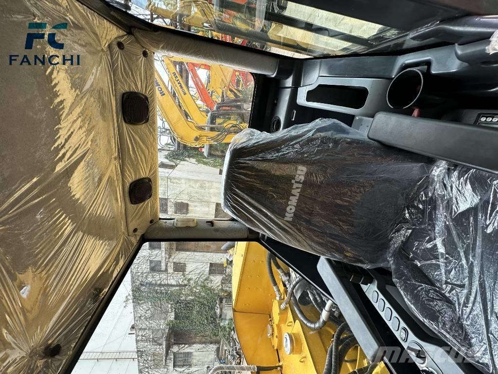 Komatsu PC 70 Pásové rýpadlá