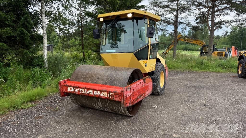 Dynapac CA152D Ťahačové valce