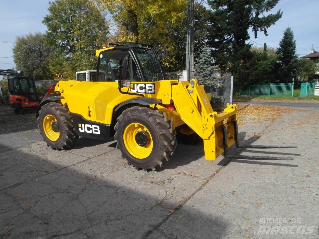 JCB 531-70 Teleskopické manipulátory