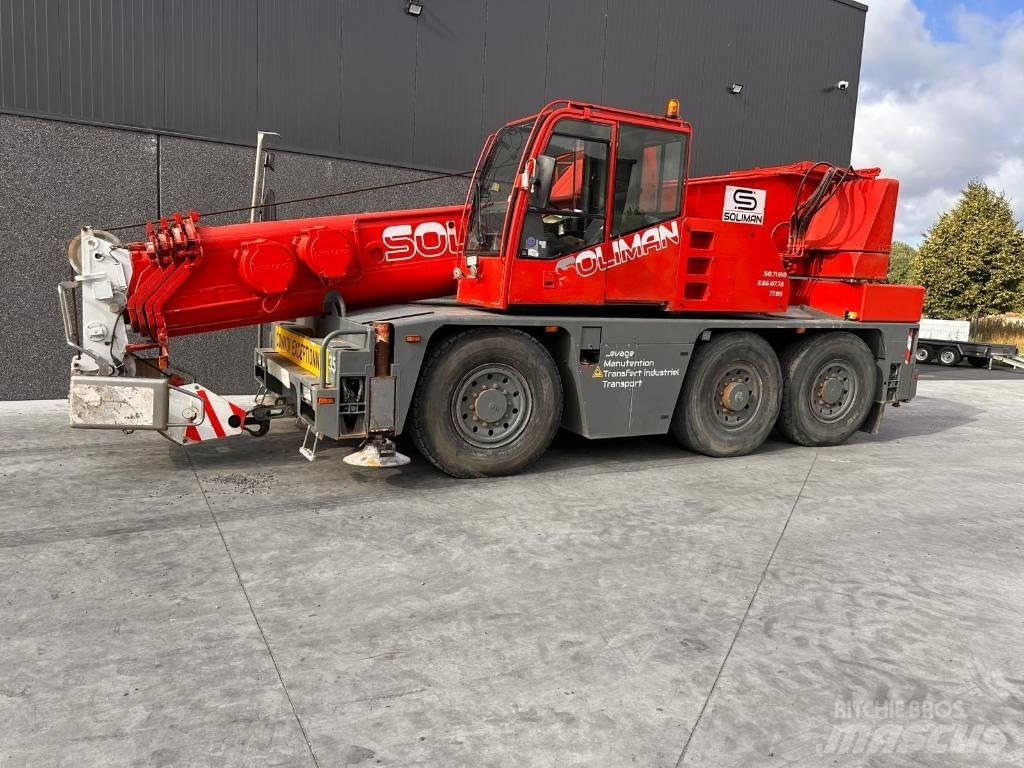 Demag AC 40-1 City Univerzálne terénne žeriavy