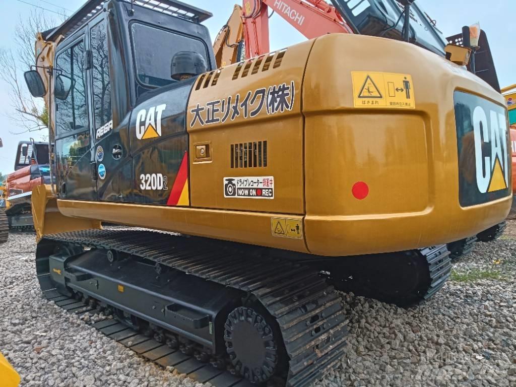 CAT 320D2 Midi rýpadlá 7 t - 12 t