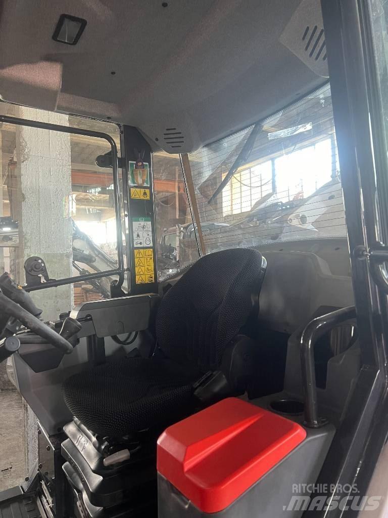 Bobcat L 85 Kolesové nakladače