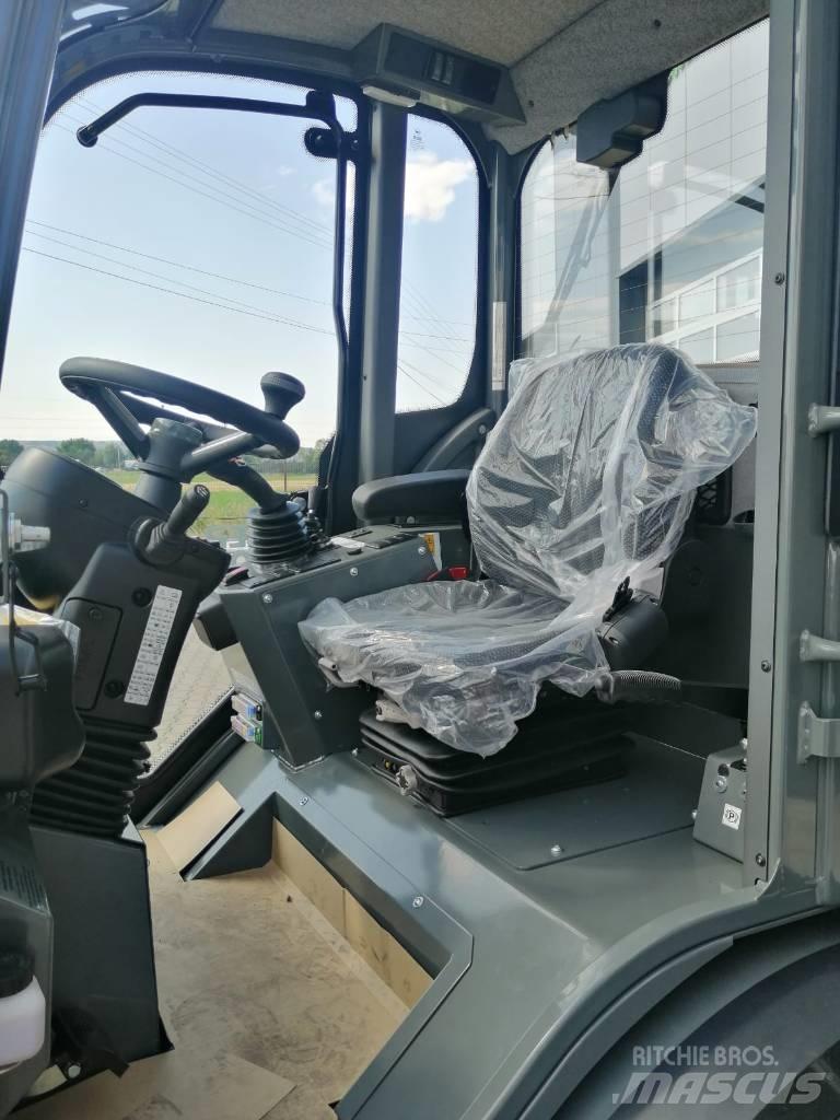 Wacker Neuson WL44 Kolesové nakladače