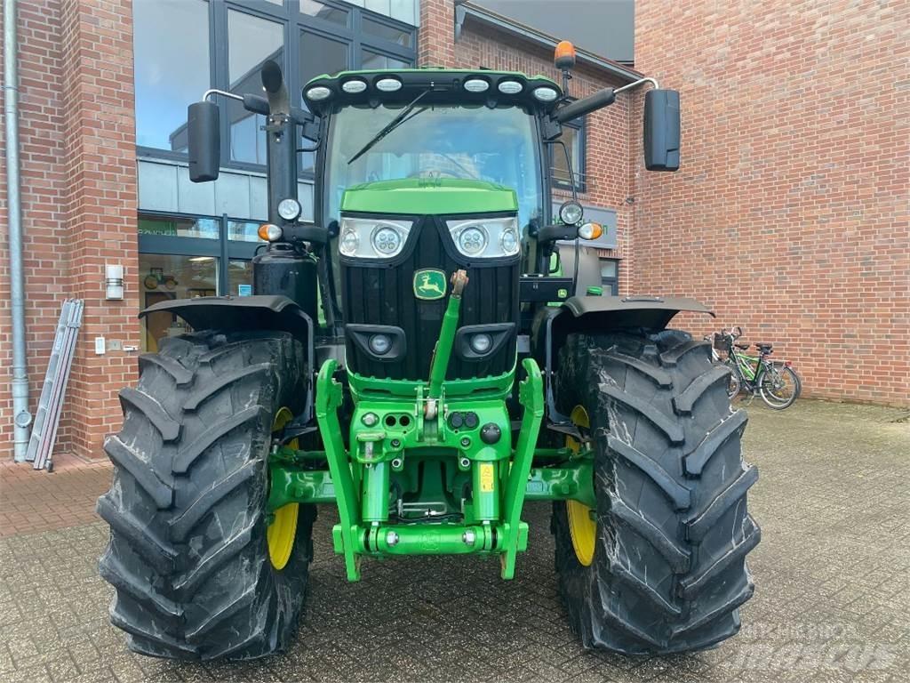 John Deere 6195R Traktory