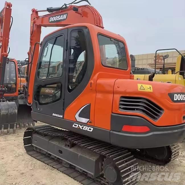Doosan DX 80 Midi rýpadlá 7 t - 12 t