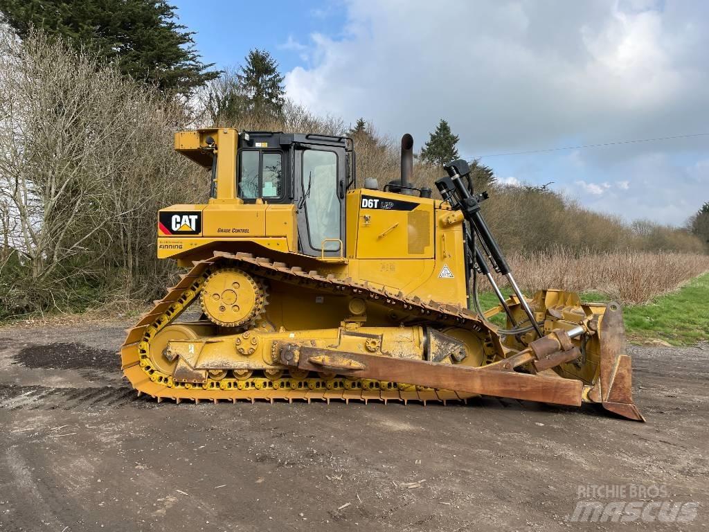CAT D 6 T LGP EPA Pásové dozéry