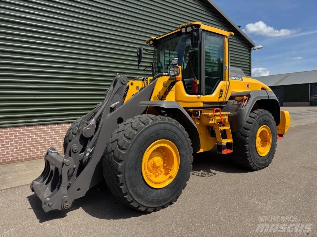 Volvo L 120 H Kolesové nakladače