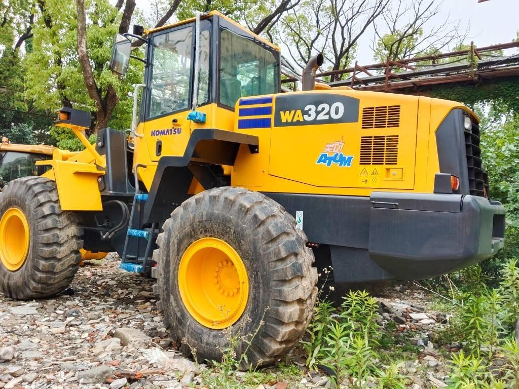 Komatsu WA 320-5 Kolesové nakladače