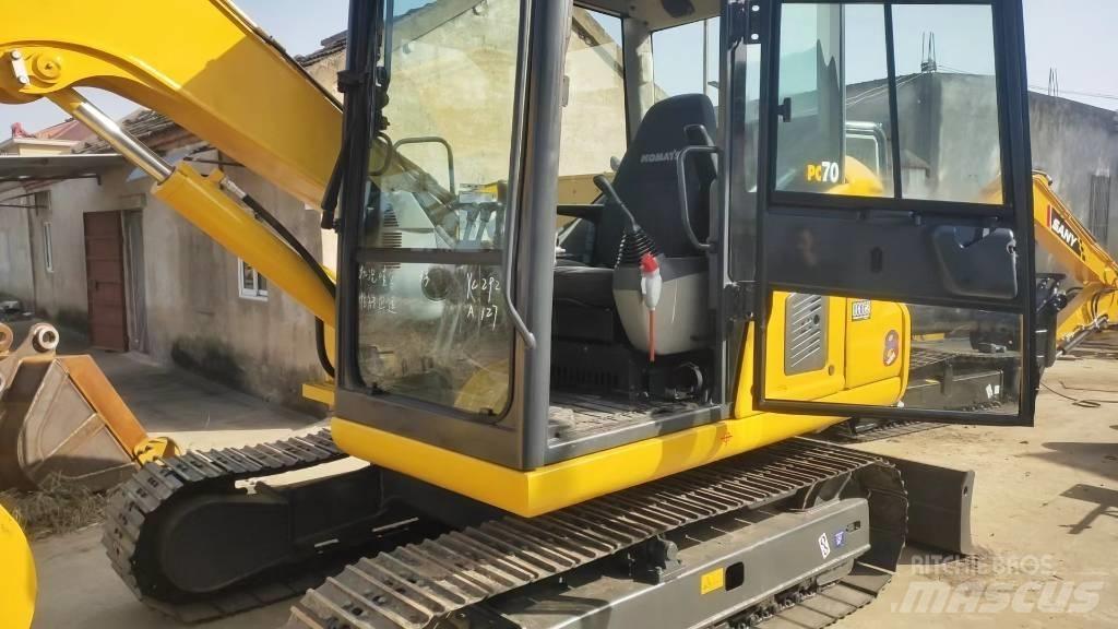 Komatsu PC 70 Pásové rýpadlá