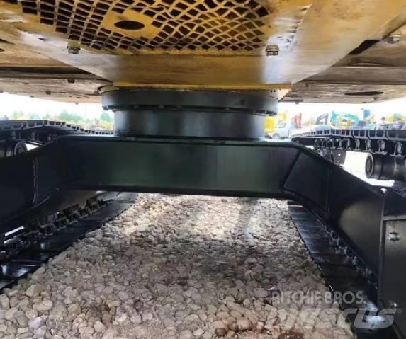 Komatsu PC 70 Pásové rýpadlá
