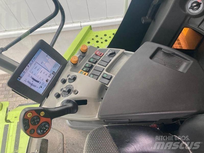 CLAAS LEXION 750 Kombinované zberacie stroje