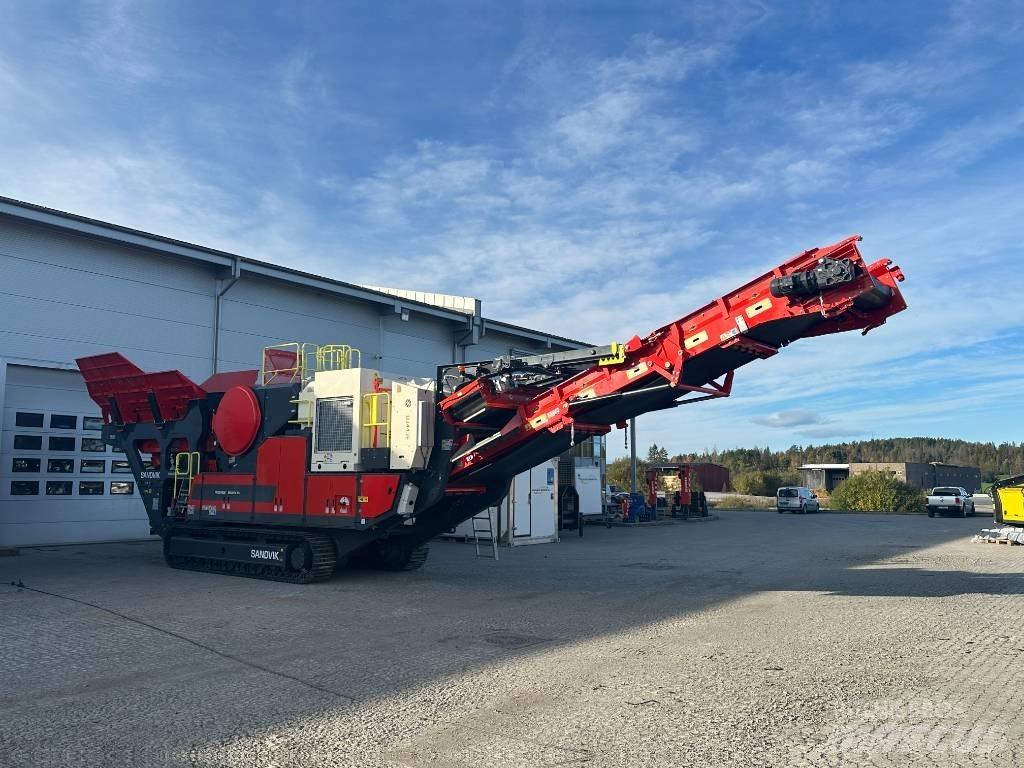 Sandvik UJ443e Mobilné drviče