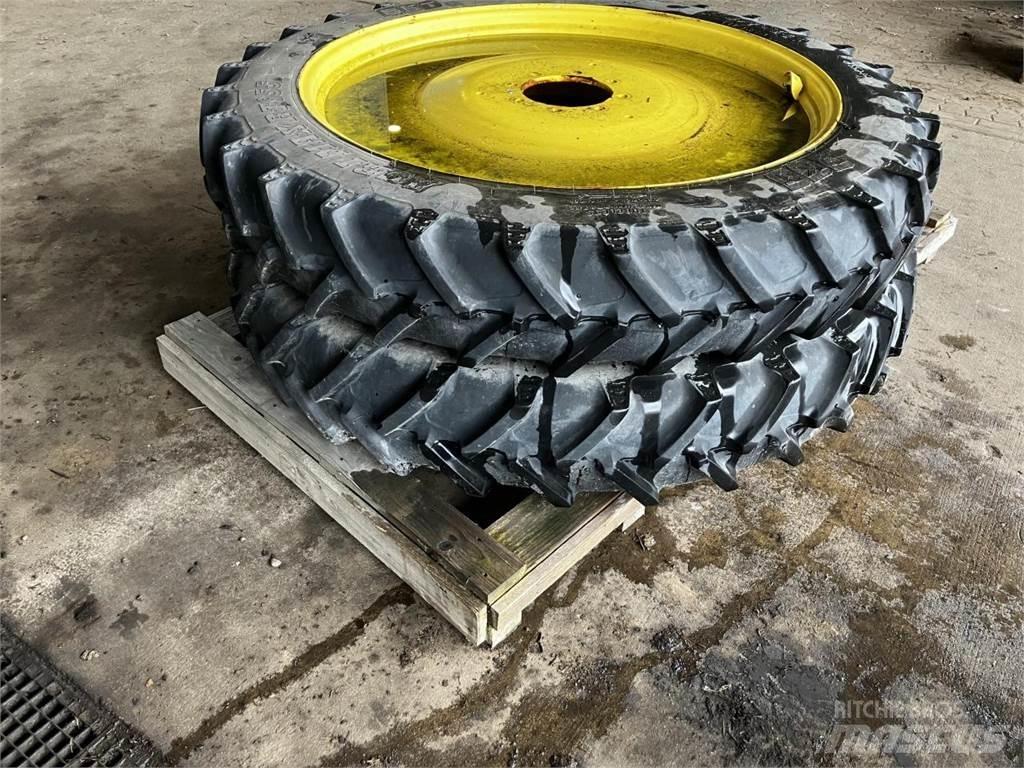 BKT 270/95R48 Pneumatiky, kolesá a ráfiky
