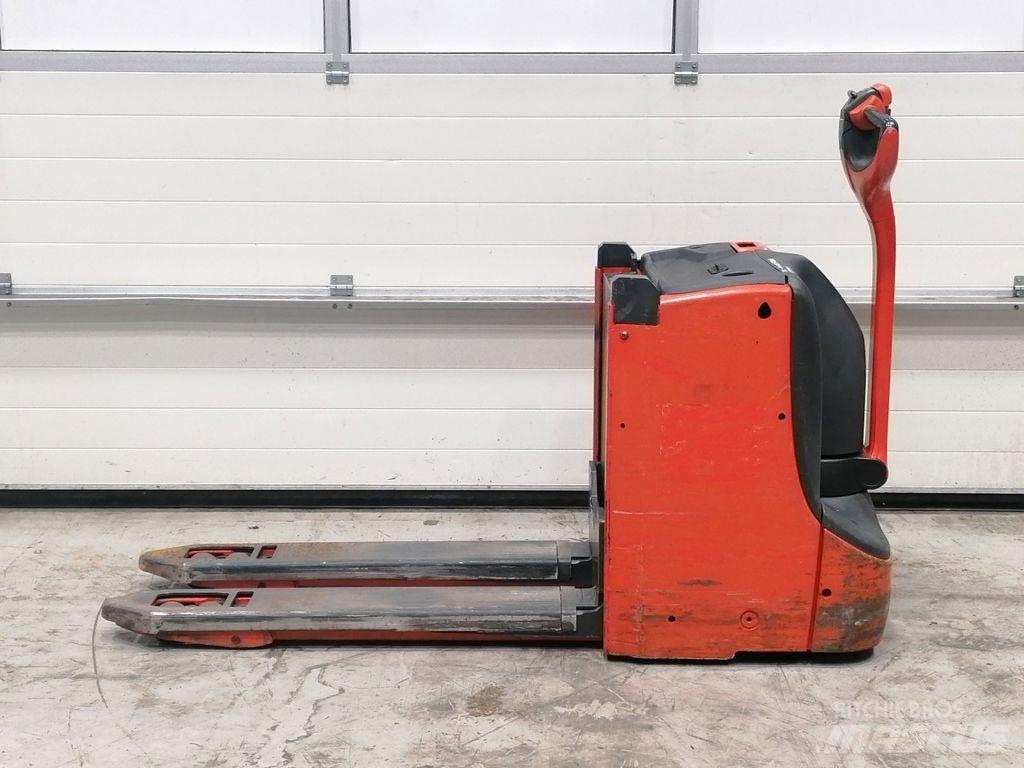 Linde T16L Nízkozdvižný vozík