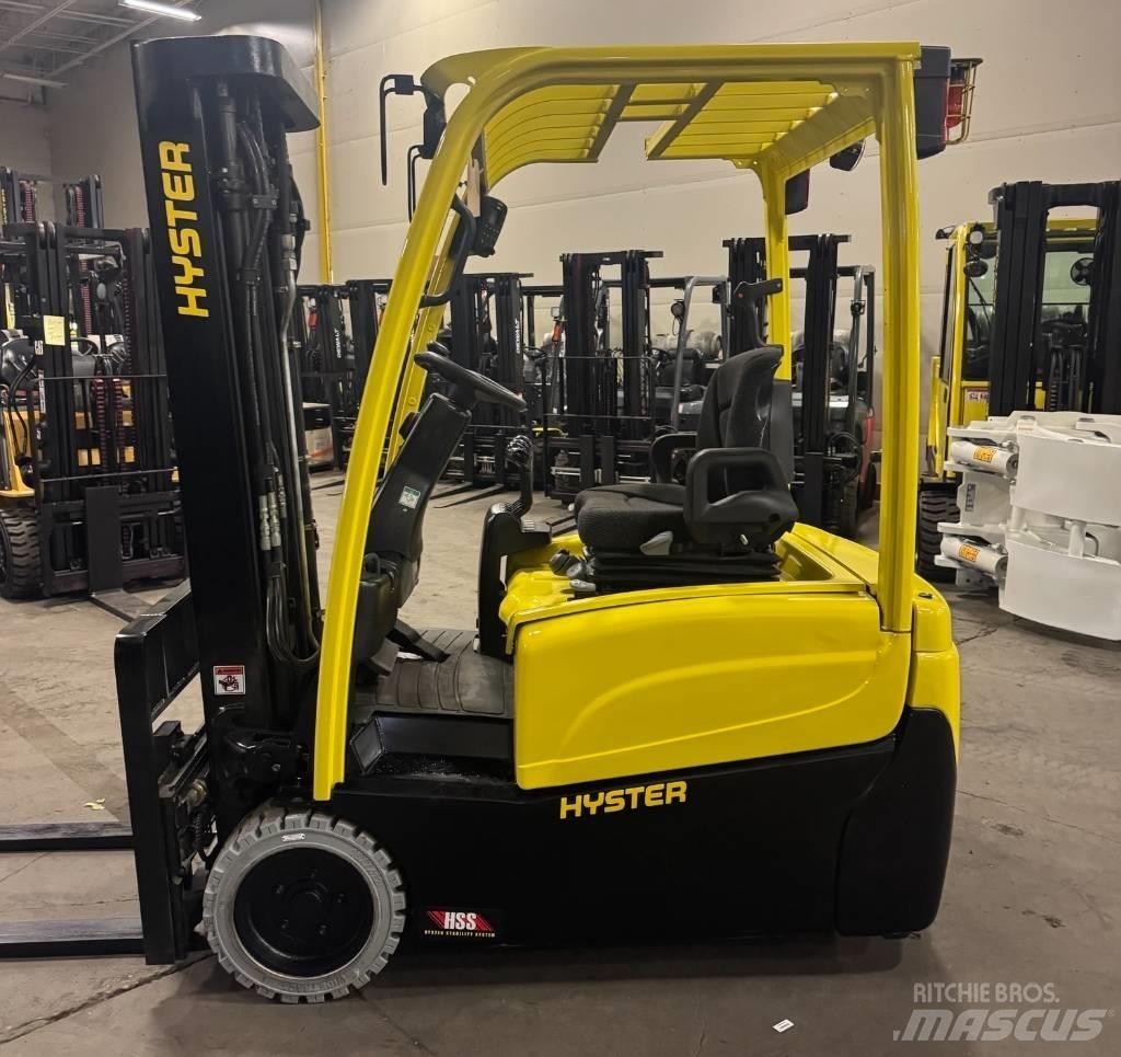 Hyster J 35 XNT Akumulátorové vozíky
